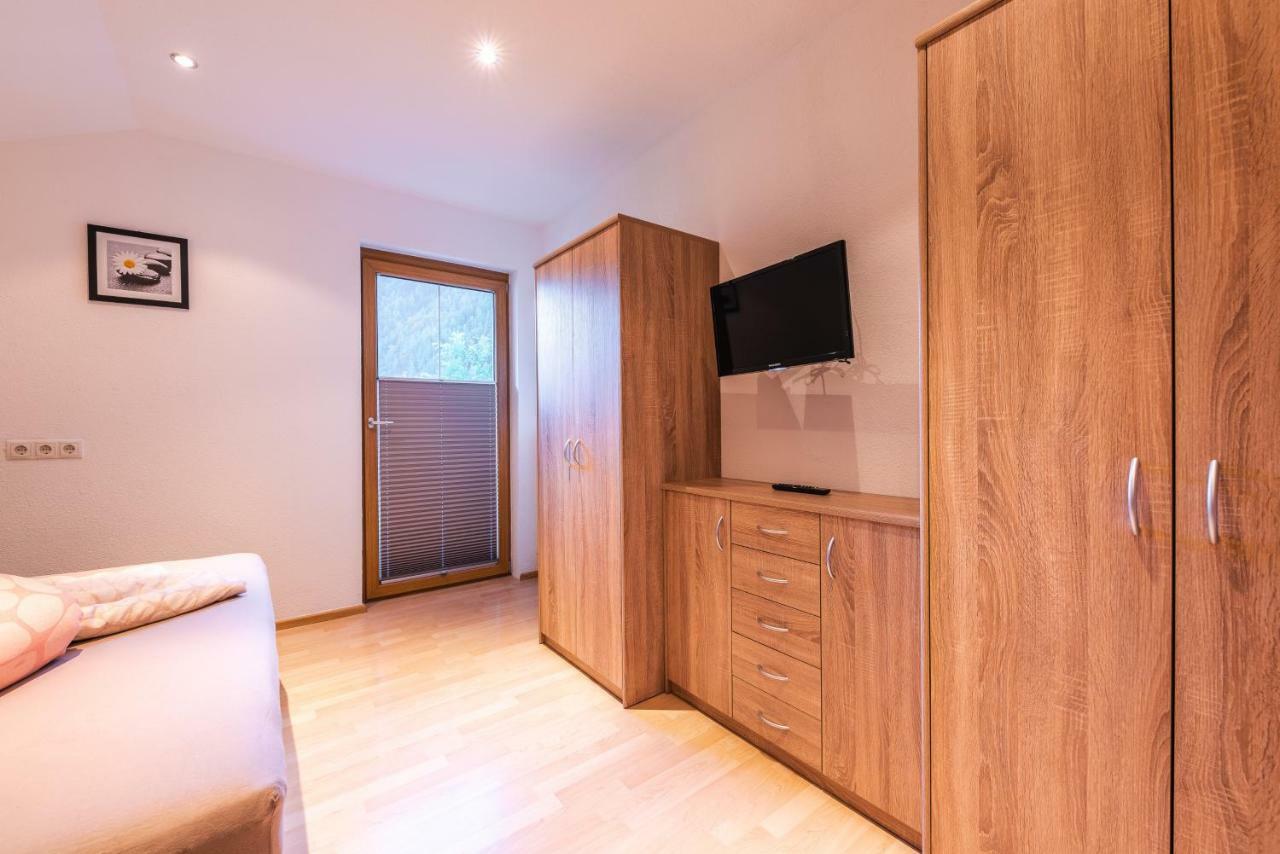 Haus Viktoria Apartment Langenfeld Luaran gambar