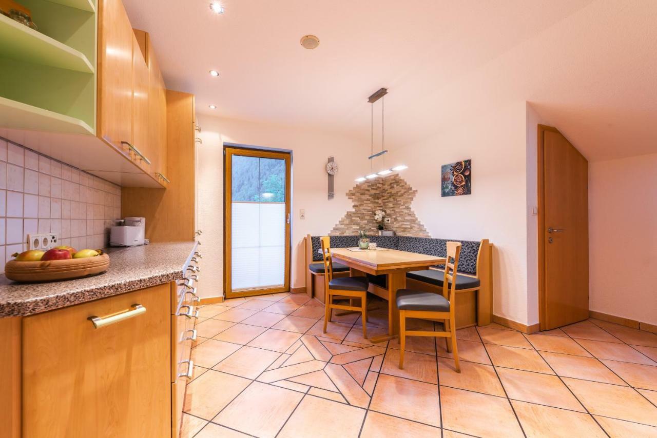 Haus Viktoria Apartment Langenfeld Luaran gambar